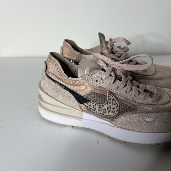 Nike Waffle One SE Shoes Women's Size 8 Fossil Stone Leopard Print DJ9776-200 - Picture 2 of 8